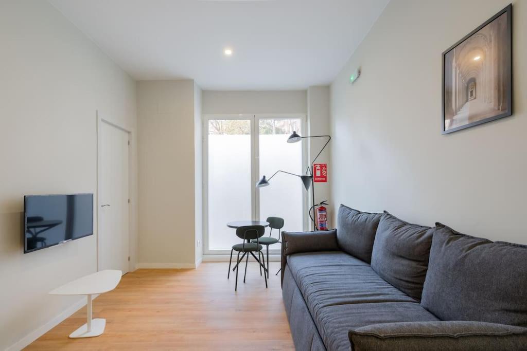 Ideal Flat For 2 Pax -F Fpo1 Madri Exterior foto